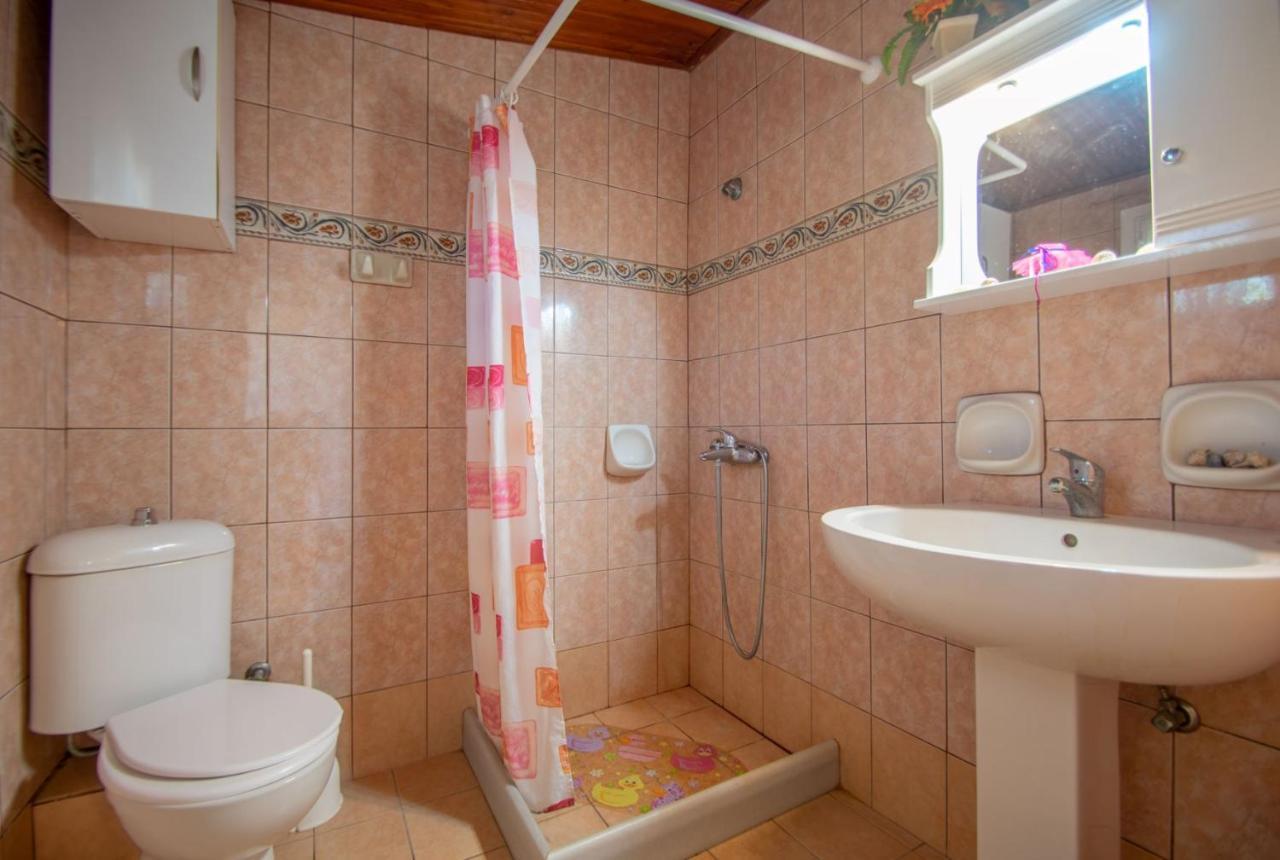 Doras Beach Bungalow B By "Elite" Plános Екстериор снимка
