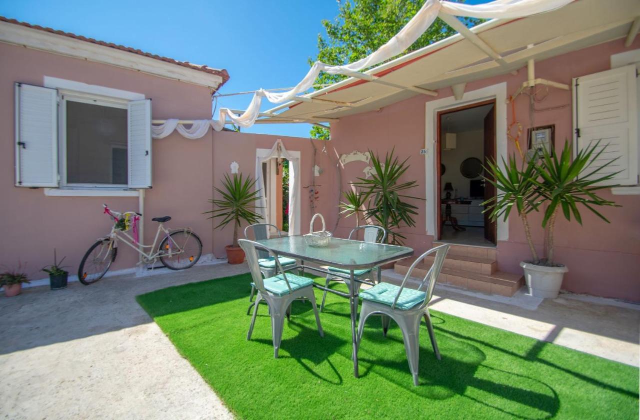 Doras Beach Bungalow B By "Elite" Plános Екстериор снимка