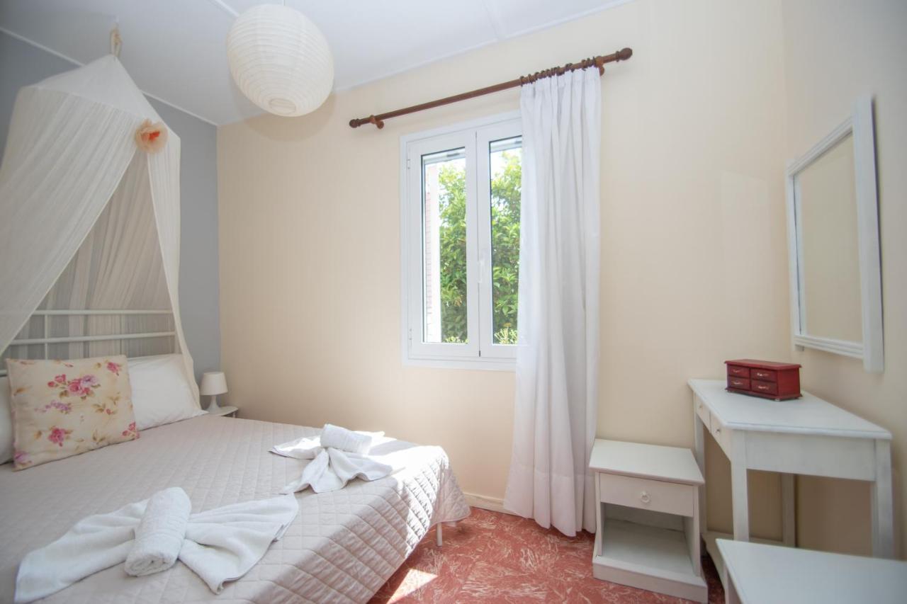 Doras Beach Bungalow B By "Elite" Plános Екстериор снимка